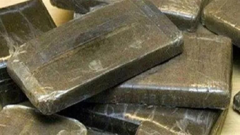 بـ 2 مليون جنيه.. ضبط 8 متهمين بحوزتهم 120 طربة حشيش