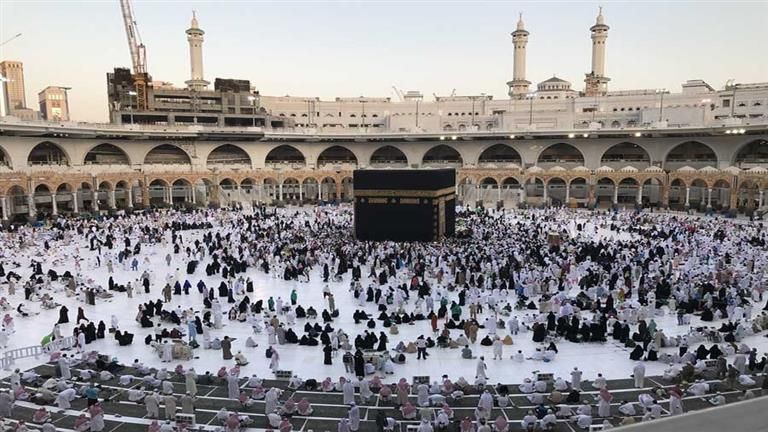 عضو غرفة السياحة: ارتفاع أسعار عمرة رجب الأيام المقبلة