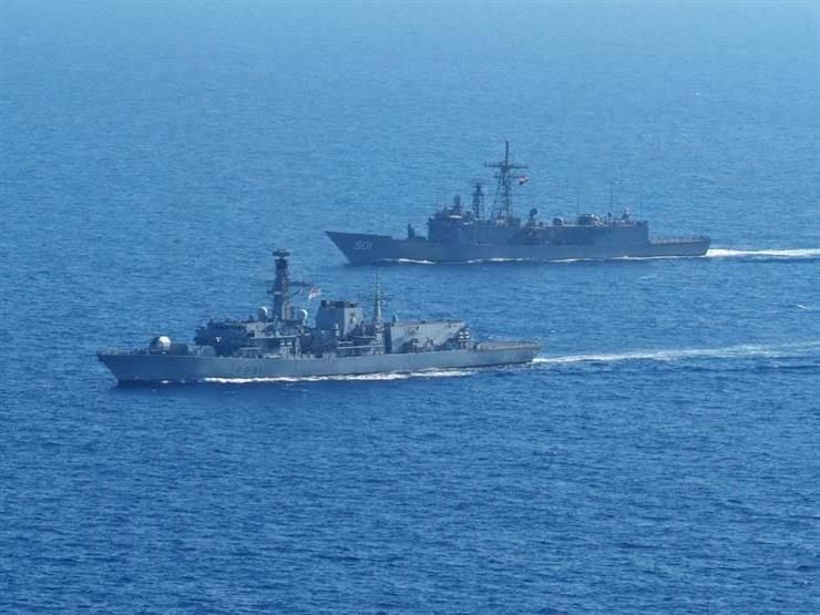 البحرية البريطانية: 4 طائرات مسيّرة اقتربت من سفينة أمريكية قرب اليمن