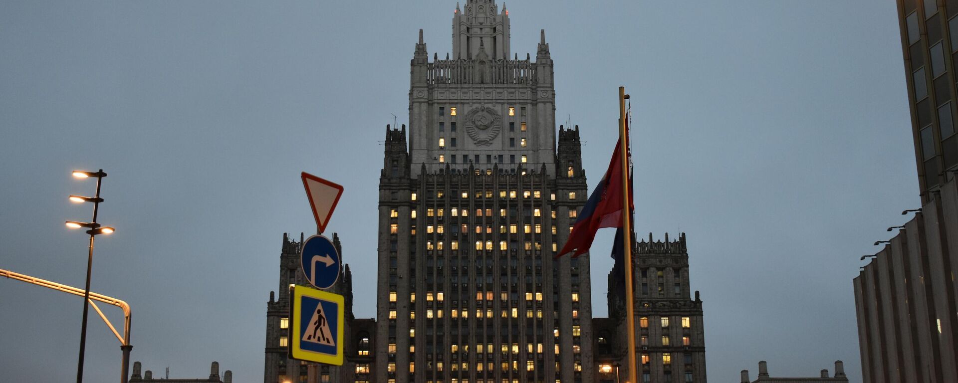 رئيس وفد المعارضة السورية لمحادثات أستانا يؤكد لـ"الخليج 365" مشاركتهم في الجولة 21