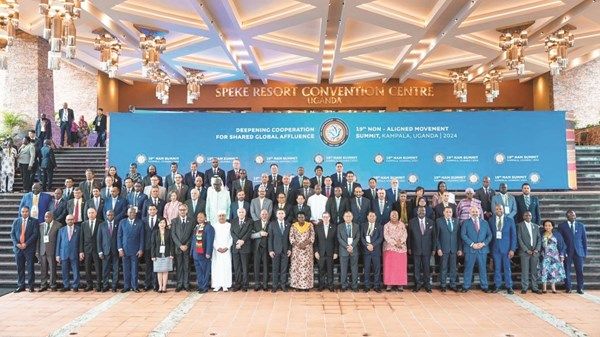 الإمارات: العمل على وقف إطلاق النار في غزة أولوية