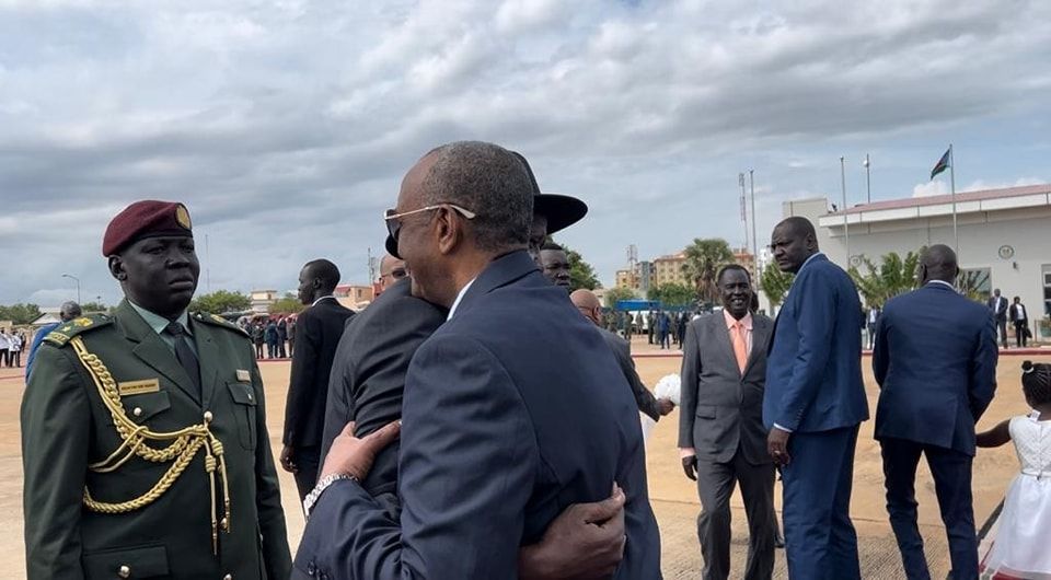 المليشي حميدتي يشن هجوماً عنيفاً علي سلفاكير رئيس دولة جنوب السودان