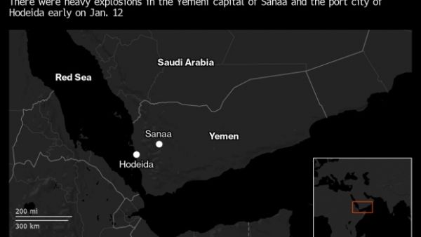 بلومبيرج: الولايات المتحدة تمضي قدماً بالخيار "الأقل سوءاً" في مواجهة الحوثيين في اليمن