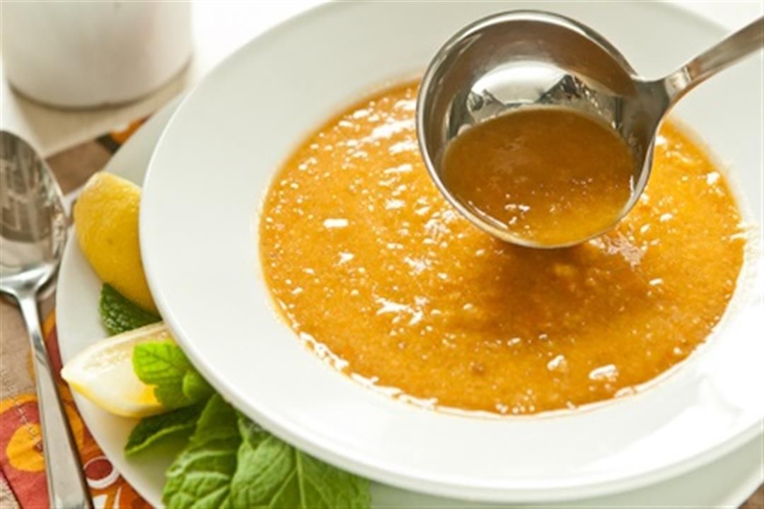 4 أضرار تسببها شوربة العدس على معدة فارغة.. تناولها بهذه الطريقة