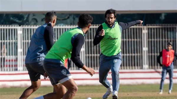 فقرة فنية للاعبى الزمالك باستاد ال نهيان