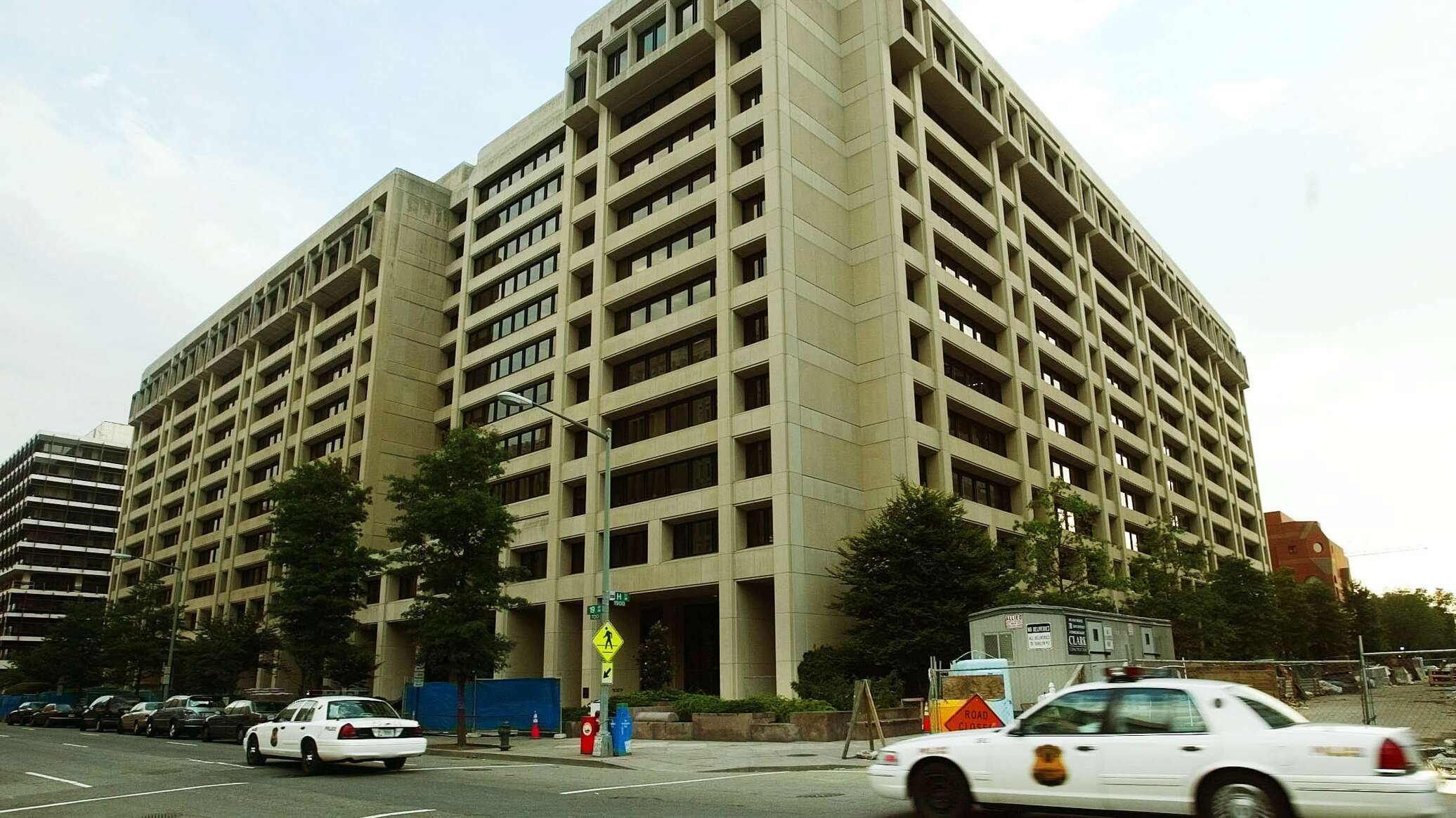 وفد صندوق النقد يناقش قرضا لمصر بـ3 مليارات دولار وبرنامج للإصلاحات