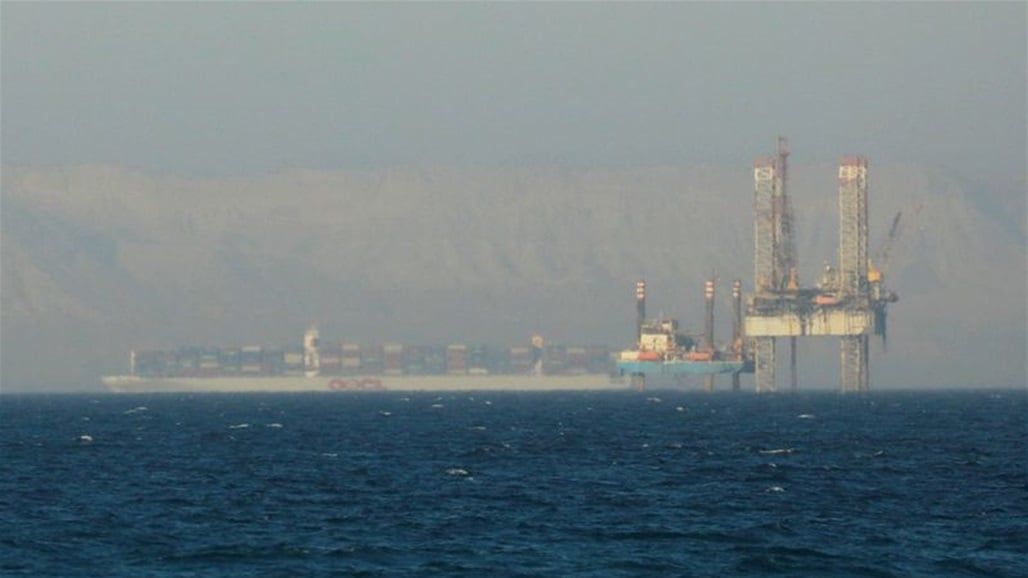 أزمة نفط في أوروبا.. الخام الشرق اوسطي انخفض إلى النصف بسبب البحر الأحمر