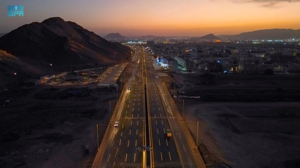 المدينة المنورة.. افتتاح توسعة جسر طريق عمر بن الخطاب مع وادي العزيزية