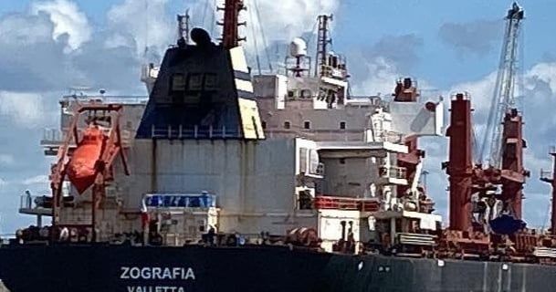 هيئة قناة السويس تجري إصلاحات لسفينة تعرضت لهجوم حوثي