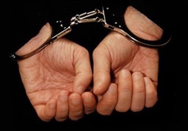 ضبط صاحب مصنع بحوزته 3 طن سكر مجهول المصدر