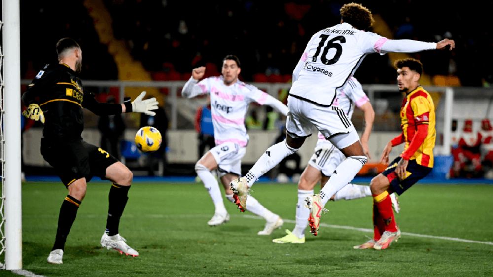 الامارات | يوفنتوس ينتزع صدارة "الكالتشيو" مؤقتا