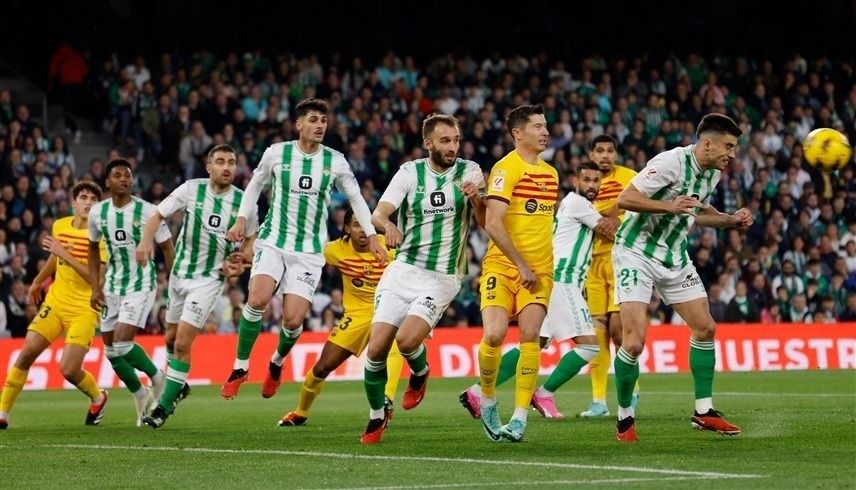 الامارات | برشلونة ينجو من فخ ريال بيتيس.. استمر في مطاردة الريال وجيرونا