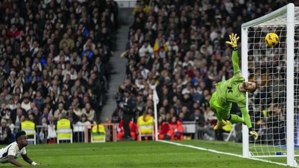 سجله بطريقة جدلية.. فينيسيوس يدافع عن هدفه الحاسم ضد ألميريا