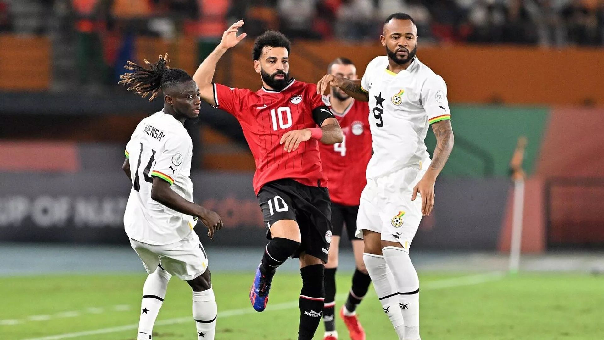 الامارات | رداً على أحمد حسن.. ليفربول يدخل على خط أزمة إصابة محمد صلاح