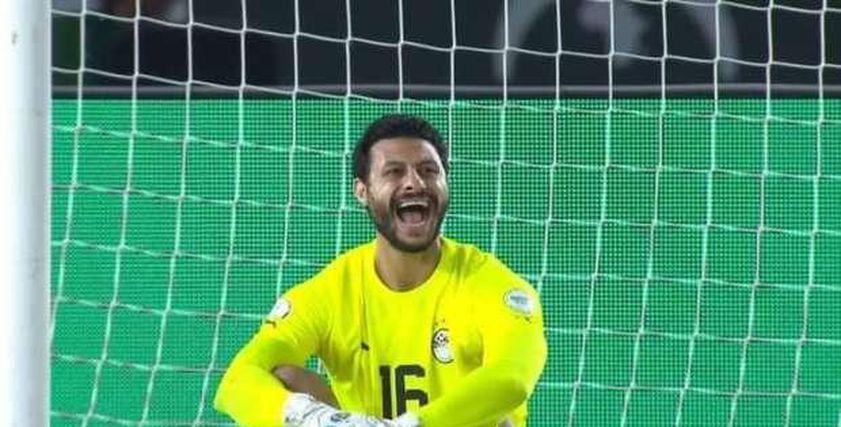 6 أعراض للإصابة بخلع الكتف.. تسببت في إبعاد محمد الشناوي عن المنتخب