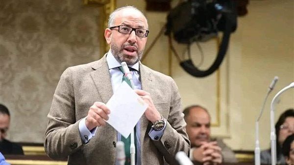 حسام المندوه فى الإمارات لمساندة بعثة الزمالك