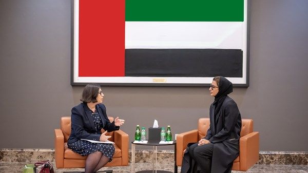 نورة الكعبي تلتقي سفيرة سلوفينيا لدى الدولة