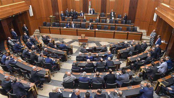 مشاجرة داخل مجلس النواب اللبناني بسبب المافيا.. شاهد