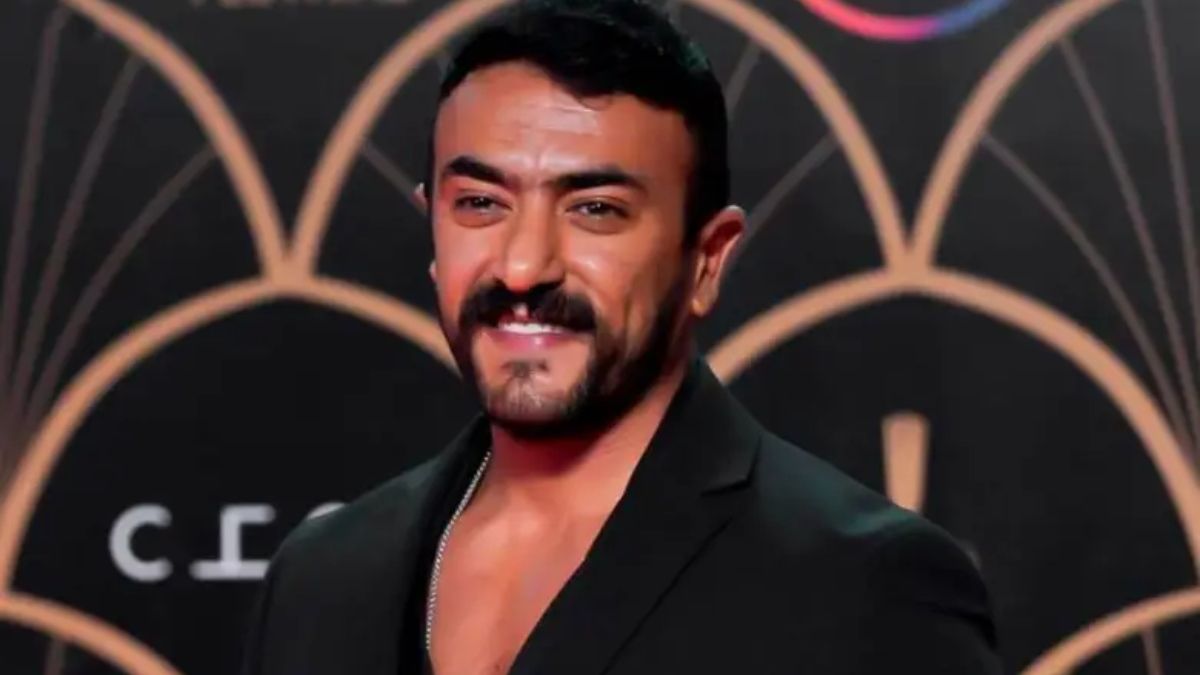 بعد انفصاله عن ياسمين عبد العزيز.. نقل أحمد العوضي إلى المستشفى| صور وتفاصيل