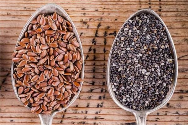 بذور الشيا أم بذور الكتان.. أيهما أكثر فائدة لصحتك ولإنقاص الوزن؟ .. سعودية عشرينة تروي تجربتها