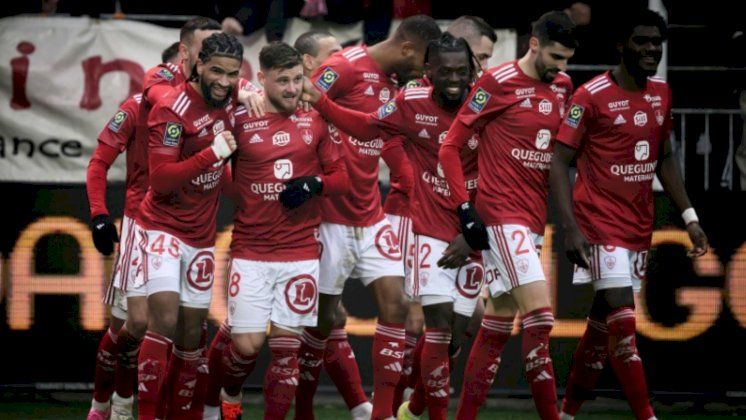 بطولة فرنسا: سان جرمان المتصدّر يواجه بريست المحلّق مرّتين