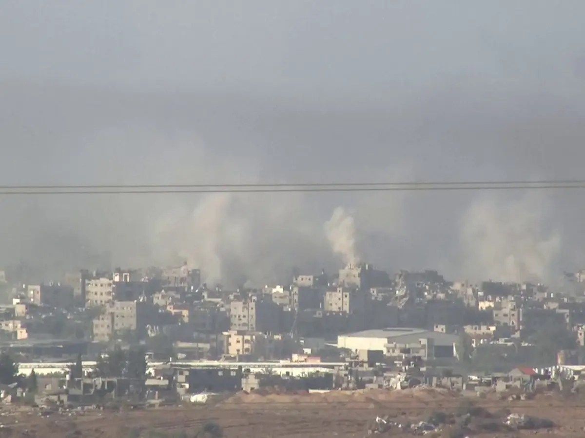 استشهاد 18 فلسطينياً جراء القصف الإسرائيلي على مدينة خان يونس