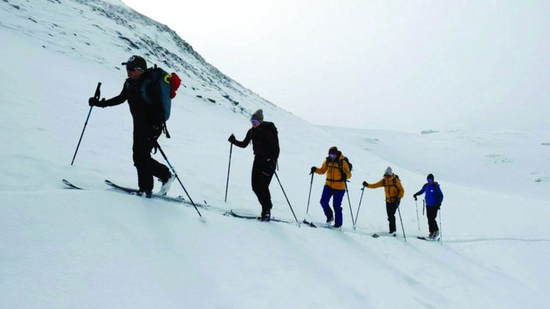 الامارات | متعة التجول في جبال الألب.. حيث كل شيء أبيض