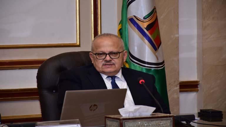 تفاصيل إصدارات ومعاجم ودراسات جناح جامعة القاهرة في معرض الكتاب