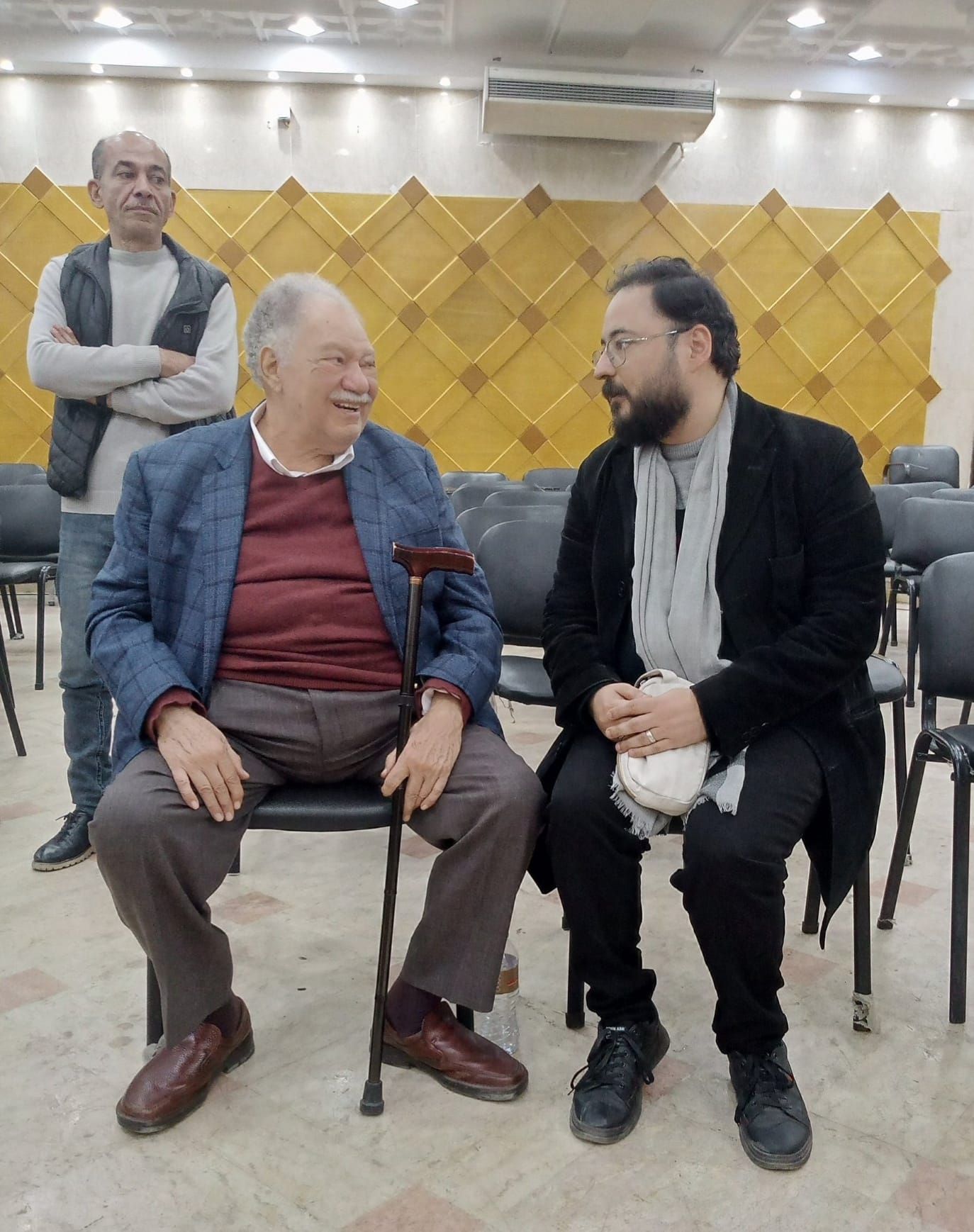 يحيى الفخرانى: العمل التليفزيونى لازم يكون "بيتوتي" يجمع الأسرة كلها