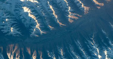 تكنولوجيا: رائدة فضاء تشارك صورًا مذهلة لظاهرة Alpenglow من المحطة الدولية