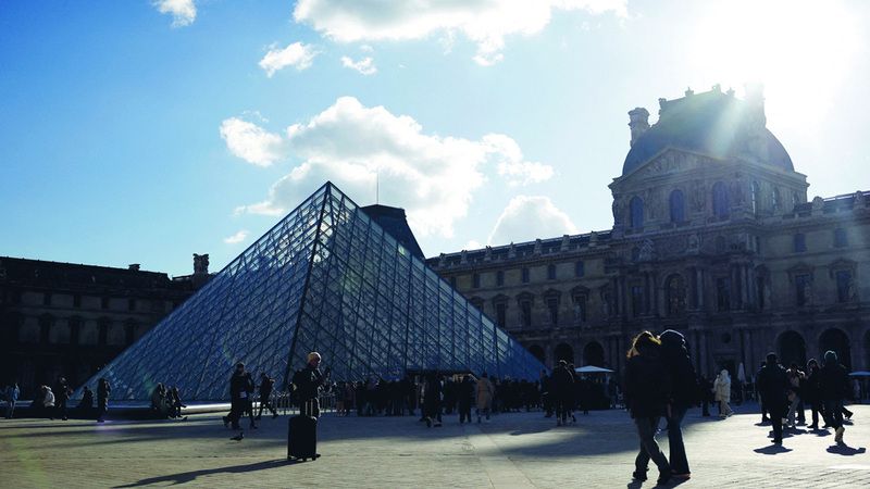 الامارات | متاحف باريس تستعين بـ «لغة الأجيال الجديدة» لاستقطاب الشباب