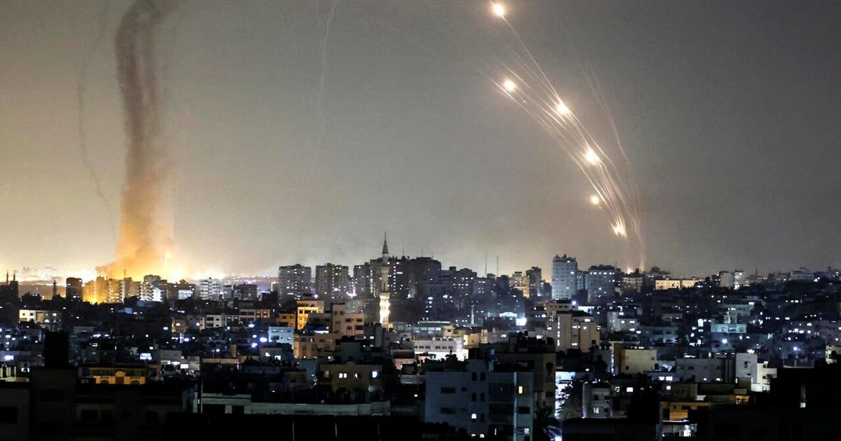قصف تل أبيب بصواريخ أطلقت من غزة