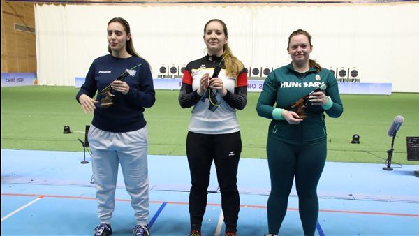 الألمانية دورين فينيكانب تحرز ذهبية ٢٥ م مسدس سريع ببطولة كأس العالم للرماية