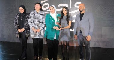 وزيرة التضامن تعلن عن برامج الدعم النقدى للمرأة المعيلة