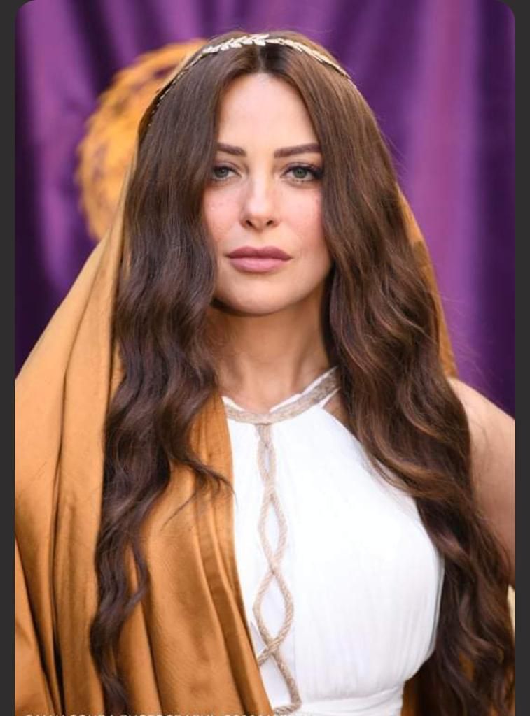 ريم مصطفى "جارية" في أهل الكهف .. (صور)