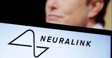 تكنولوجيا: كل ما تحتاج معرفته عن زراعة أول شريحة داخل دماغ إنسان.. فى 5 نقاط