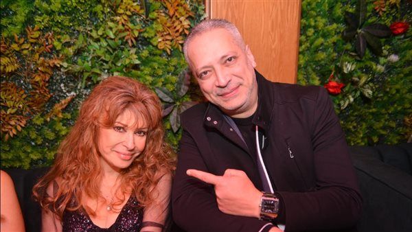 نيللي تحتفل بعيد ميلادها بحضور خالد يوسف وتامر أمين