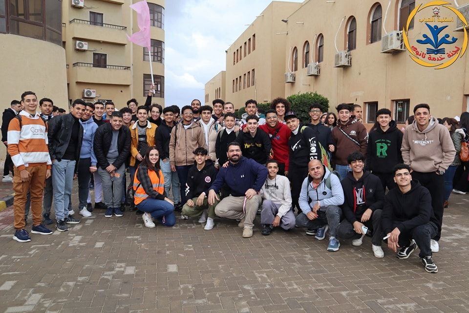 "وضع حدود فى التعامل مع الآخرين".. لقاء شباب ثانوى بأسقفية الشباب بالكنيسة