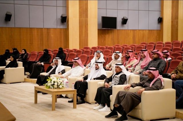 رئيس جامعة حفر الباطن يعقد لقاء مفتوحاً مع رؤساء الأقسام الأكاديمية