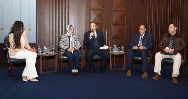 وزير التعليم يشهد جلسات نقاشية حول استعراض النجاحات بمؤتمر مدارس المتفوقين