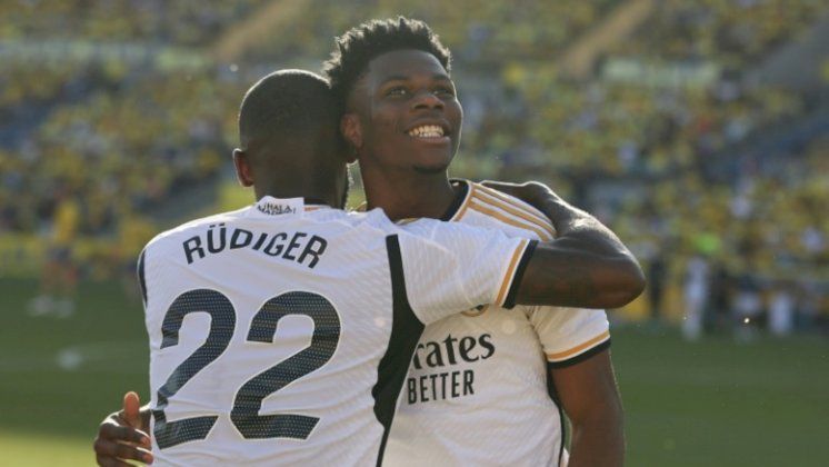 بطولة إسبانيا: ريال للانفراد بالصدارة وبرشلونة لاستعادة هيبته