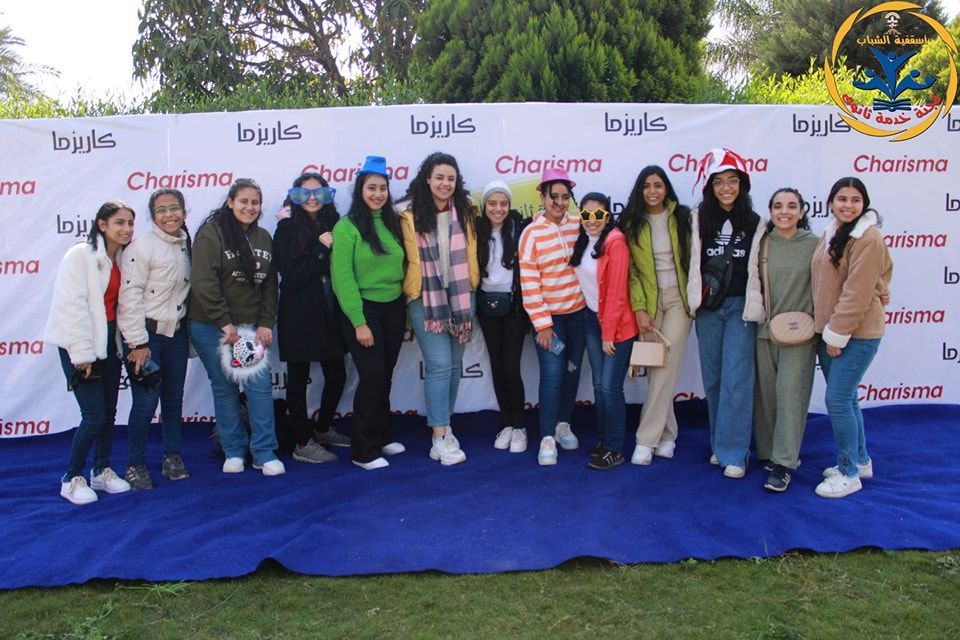 "وضع حدود فى التعامل مع الآخرين".. لقاء شباب ثانوى بأسقفية الشباب بالكنيسة