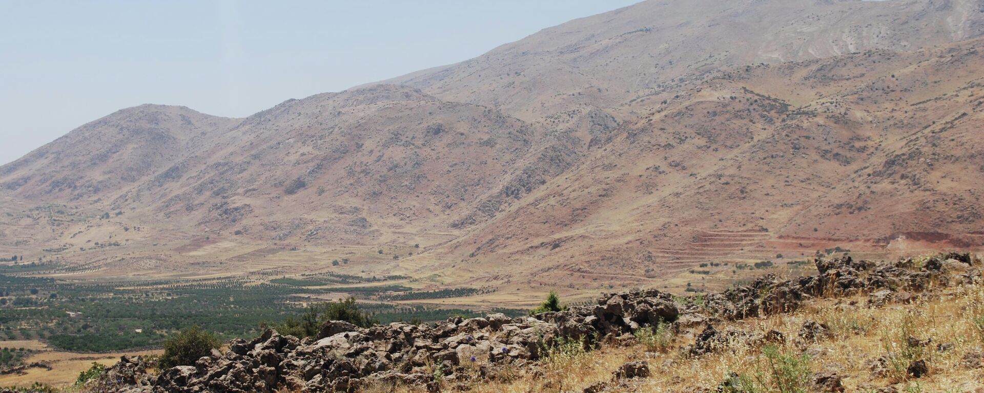 مراسلة "الخليج 365": "كاتيوشا" تستهدف مناطق سيطرة الجيش الإسرائيلي في الجولان المحتل