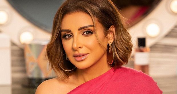 أنغام بفيديو نادر مع والدها.. هكذا بدأ عشقها للغناء