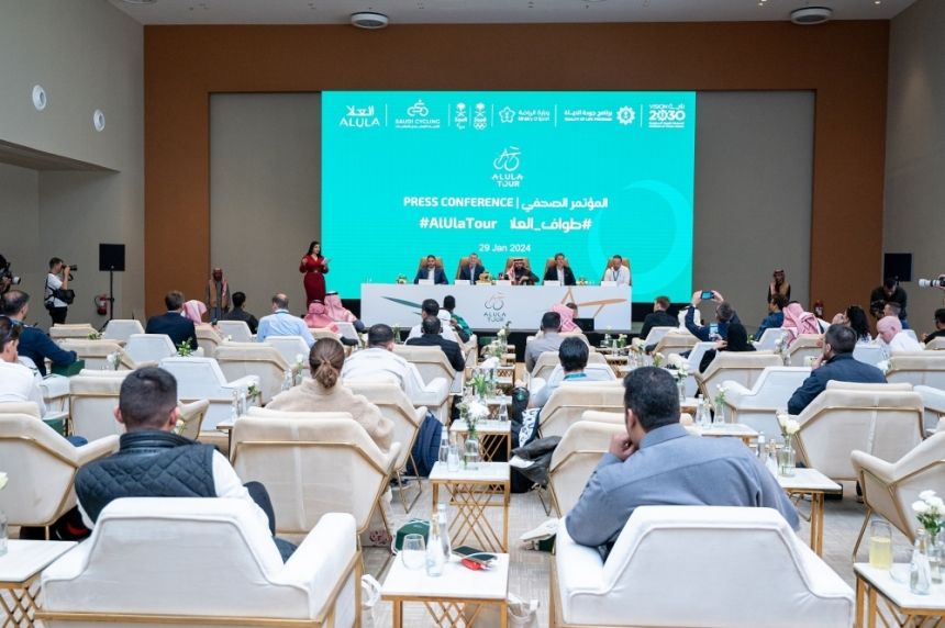أخضر الدراجات ينافس 17 فريقًا عالميًا في "طواف العلا 2024"
