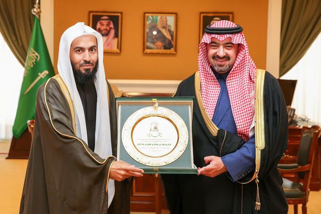 نائب أمير تبوك يستقبل "الجهني" ويشيد بدور الرئاسة العامة للإفتاء بالمنطقة