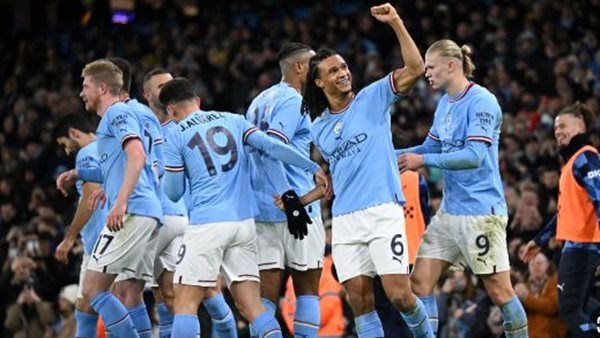 مانشستر سيتي يلتقي بيرنلي في الدوري الانجليزي الليلة