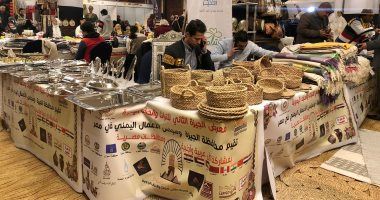 محافظ الجيزة: أكثر من 30 عارضا يشارك فى معرض الحرف التراثية