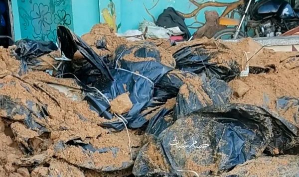 الجرائم تتكشف تباعا.. العثور على جثامين 30 شهيدا مكبلي الأيدي أعدمهم الاحتلال شمالي غزة