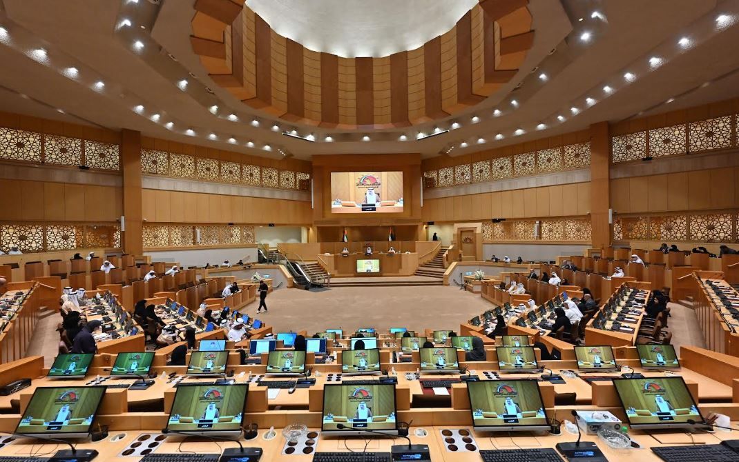 الامارات | مشروع قانون أقرّه "الوطني": 200 ألف درهم غرامة إصدار "فتاوى شرعية" في الدولة دون ترخيص